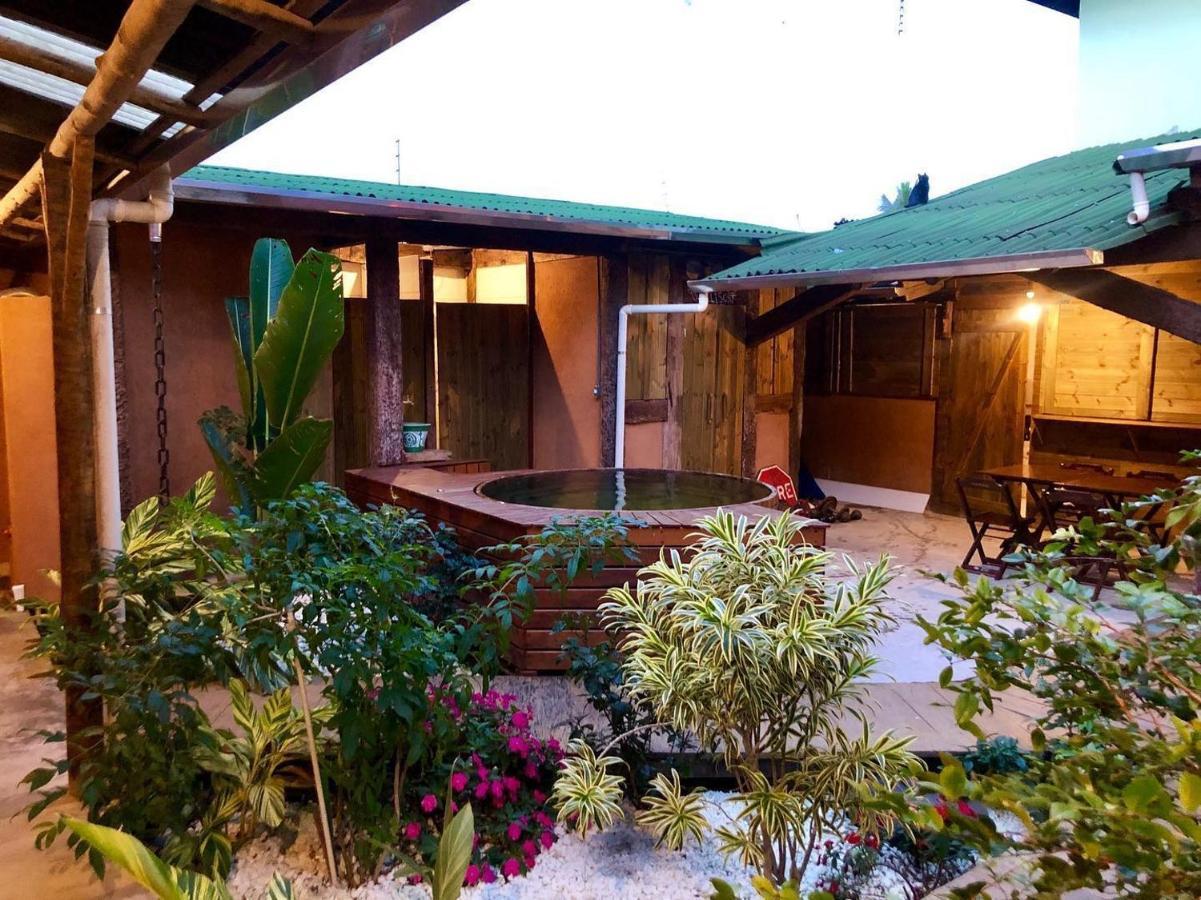 Green Haven Hostel Ubatuba Exterior photo